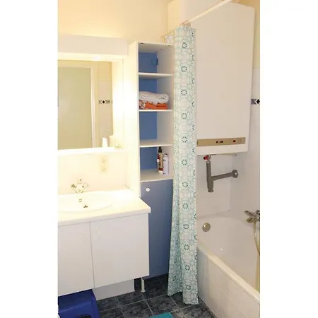 Apartman - 02 *